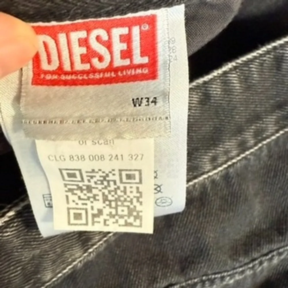 Diesel D-Macro Jeans 2001 5 POCKET Loose Straight Fit Men Fade Black Denim 34x32